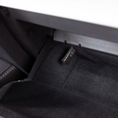 Tesla Model 3 USB Bellek